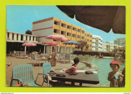 DJIBOUTI N°1000 13 Hôtel LA SIESTA Enfants Piscine Baignade VOIR DOS - Dschibuti