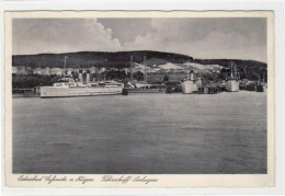 39005121 - Ostseebad Sassnitz A. Ruegen Mit Faehrschiff-Anlagen Gelaufen 1937 Kleiner Knick Unten Rechts. Leichter Stem - Sassnitz