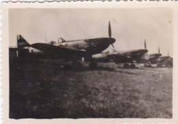 Photo De Particulier 1946 Aérodrome Constantine  Groupe D' Avions  A Identifier   Réf 30857 - Luftfahrt