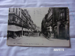 AMIENS (Somme) LA RUE DES TROIS CAILLOUX N°286 - Amiens