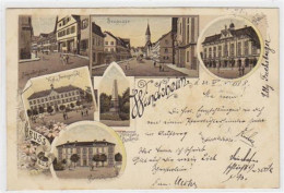 39050121 - Lithographie Gruss Aus Windsheim. Schwalbengasse Seegasse Kgl. Amtsgericht Kriegerdenkmal Pfarrtoechterheim  - Autres & Non Classés