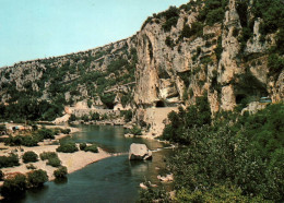 RECTO/VERSO - CPSM - VALLON PONT D'ARC - LES GORGES DE L'ARDECHE - AUX ENVIRONS DU PONT - Vallon Pont D'Arc