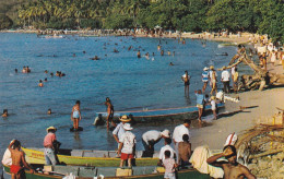 Martinique--TROIS ILETS --1971--Lundi De Pâques à L'Anse à L'âne (très Animée) - Altri & Non Classificati