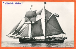 DK154,  * DANISH SHIP LILLA DAN  REAL PHOTO-CARD * WRITTEN 1945 - Denmark