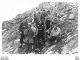 ALPINISME PYRENEES LES QUATRE TERMES  1951 PHOTO ORIGINALE 13 X 9 CM - Places