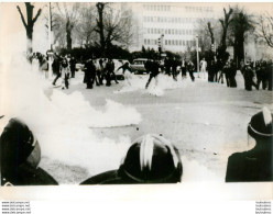 DIJON 02/1976 JOURNEE D'ACTION FEDERATION DES SYNDICATS D'EXPLOITANTS AGRICOLES FNSEA  PHOTO 18X13CM - Places