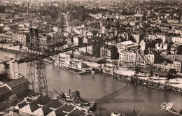 Nantes - Vue Aérienne Sur Le Port Et Le Pont Transbordeur - Nantes