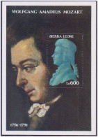 Mozart Member Of Masonic Lodge Zur Wohltätigkeit, Freemasonry, Music Composer, Musical Instrument Sierra Leone MS MNH - Massoneria