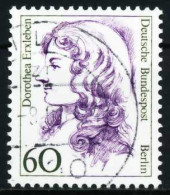 BERLIN DS FRAUEN Nr 824 Gestempelt X6106B6 - Used Stamps