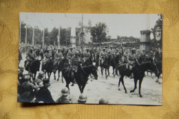 MILITARIA - Fêtes De La Victoire Le 14 Juillet 1919 : La Cavalerie - Guerre 1914-18