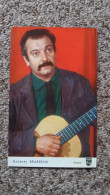 CPSM CELEBRITE GEORGES BRASSENS CHANTEUR GUITARE DISQUES PHILIPS JPB - Chanteurs & Musiciens