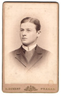 Fotografie H. Eckert, Prag, Ernster Junger Herr Mit Brille  - Anonymous Persons