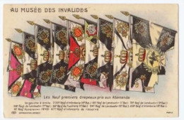 CPA -  " AU MUSÉE DES INVALIDES - LES 9 PREMIERS DRAPEAUX PRIS AUX ALLEMANDS " (1441) _CPM66A ET B - Regimenten