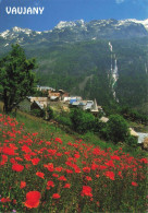 CPSM Vaujany-Vue Générale Du Village Et La Cascade De La Fare-Timbre        L2948 - Autres & Non Classés