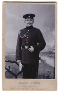 Fotografie Bernh. Gunkel, Leipzig, Portrait Sächsischer Soldat In Uniform Mit Schützenschnur Und Bajonett  - Anonymous Persons