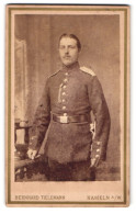 Fotografie Bernhard Tielemann, Hameln A. W., Portrait Soldat In Uniform Rgt. 79 Mit Bajonett  - Anonymous Persons