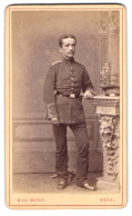 Fotografie Wilh. Meyer, Wesel, Bau-Str. 642, Portrait Soldat In Uniform Posiert Im Atelier  - Anonymous Persons