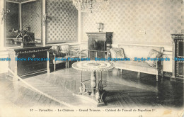 R646911 Versailles. Le Chateau. Grand Trianon. Cabinet De Travail De Napoleon I - Monde