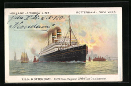 AK Passagierschiff T. S. S. Rotterdam Bei Der Hafenausfahrt  - Steamers