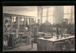 CPA Amiens, Le Lycèe - Cabinet D`histoire Naturelle Et De Physique  - Amiens