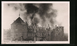 AK Stuttgart, Altes Schloss Im Brand 1931  - Catástrofes