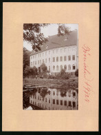 Fotografie Brück & Sohn Meissen, Ansicht Oederan, Schloss Börnichen Spiegelt Sich Im Wasser, Reflektion  - Orte
