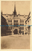 R646525 London. The Guildhall. Postcard - Autres & Non Classés