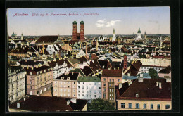 AK München, Blick Auf Die Frauentürme, Rathaus Und Peterskirche  - München