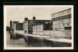 AK München, Deutsches Museum Mit Isarpartie  - München