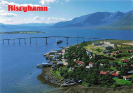 73978920 Risoyhamn Panorama Bruecke Berge - Norvegia