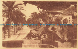 R647252 Hyeres. The Fountain And The Godillot Avenue. LL. 21 - Monde