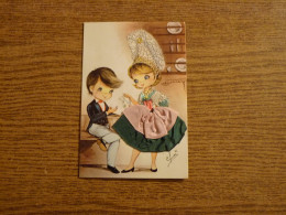 Carte Brodée "Normandie" - Jeune Couple- Jeune Femme Costume Brodé/Tissu - 10,5x15cm Env. - Brodées