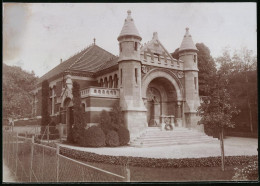 Fotografie Brück & Sohn Meissen, Ansicht Freyburg A. U., Blick Auf Turnvater Jahns Grab Mit Turnhalle  - Orte