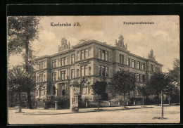 AK Karlsruhe I. B., Kunstgewerbeschule, Litfasssäule, Strassenpartie  - Karlsruhe