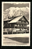 AK Oberstdorf /bayr. Allgäu, Fremdenheim Haus Erika Im Winter  - Oberstdorf