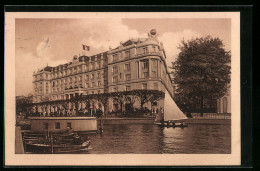 AK Hamburg-St.Georg, Hauptfront Hotel Atlantic Am Gewässer  - Mitte