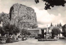 04-CASTELLANE-LE ROC ET ND DU ROC-N°613-B/0131 - Castellane