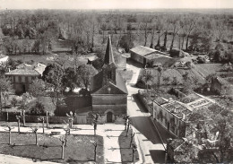 17-LOULAY-LA PLACE DE L EGLISE-N°614-B/0201 - Autres & Non Classés