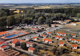 17-AIGREFEUILLE-PISCINE-VILLAGE DE VACANCES-N°614-B/0133 - Autres & Non Classés