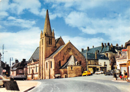 37-ESVRES-L EGLISE ET LA PLACE-N°616-C/0151 - Autres & Non Classés