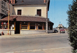 37-LA CROIX EN TOURAINE-LA GARE-CAVEAU DE L AVENUE-N°616-C/0137 - Andere & Zonder Classificatie