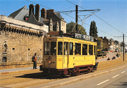 44-NANTES-PASSAGE DU TRAMWAY DEVANT LE CHÂTEAU-N°617-B/0351 - Nantes