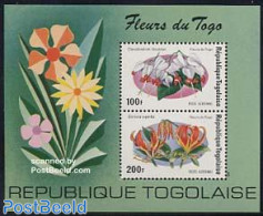 Togo 1975 Flowers S/s, Mint NH, Nature - Flowers & Plants - Togo (1960-...)
