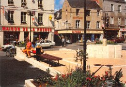 44-ANCENIS-PLACE DES HALLES-N°617-B/0091 - Ancenis