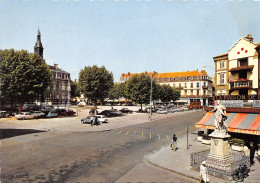 42-ROANNE-PLACE DE L HOTEL DE VILLE-N°617-A/0083 - Roanne