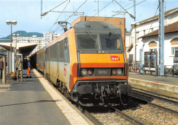 63-CLERMONT FERRAND-GARE-TRAIN-N°618-D/0155 - Clermont Ferrand