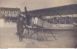 SOMME LE CROTOY AVIATEUR  ( LIEUTENANT BON?) MODELE BIPLAN CAUDRON TYPE G SUR LA PLAGE CARTE PHOTO - Le Crotoy