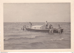 GIRONDE ARCACHON POINTU AVEC FAMILLE CIRCA 1930 - Barcos