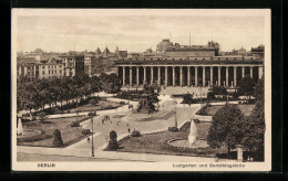 AK Berlin, Lustgarten Und Gemäldegalerie Mit Blick Auf Häuserreihe  - Mitte