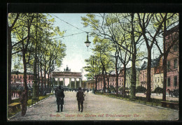 AK Berlin, Unter Den Linden Mit Brandenburger Tor  - Brandenburger Door